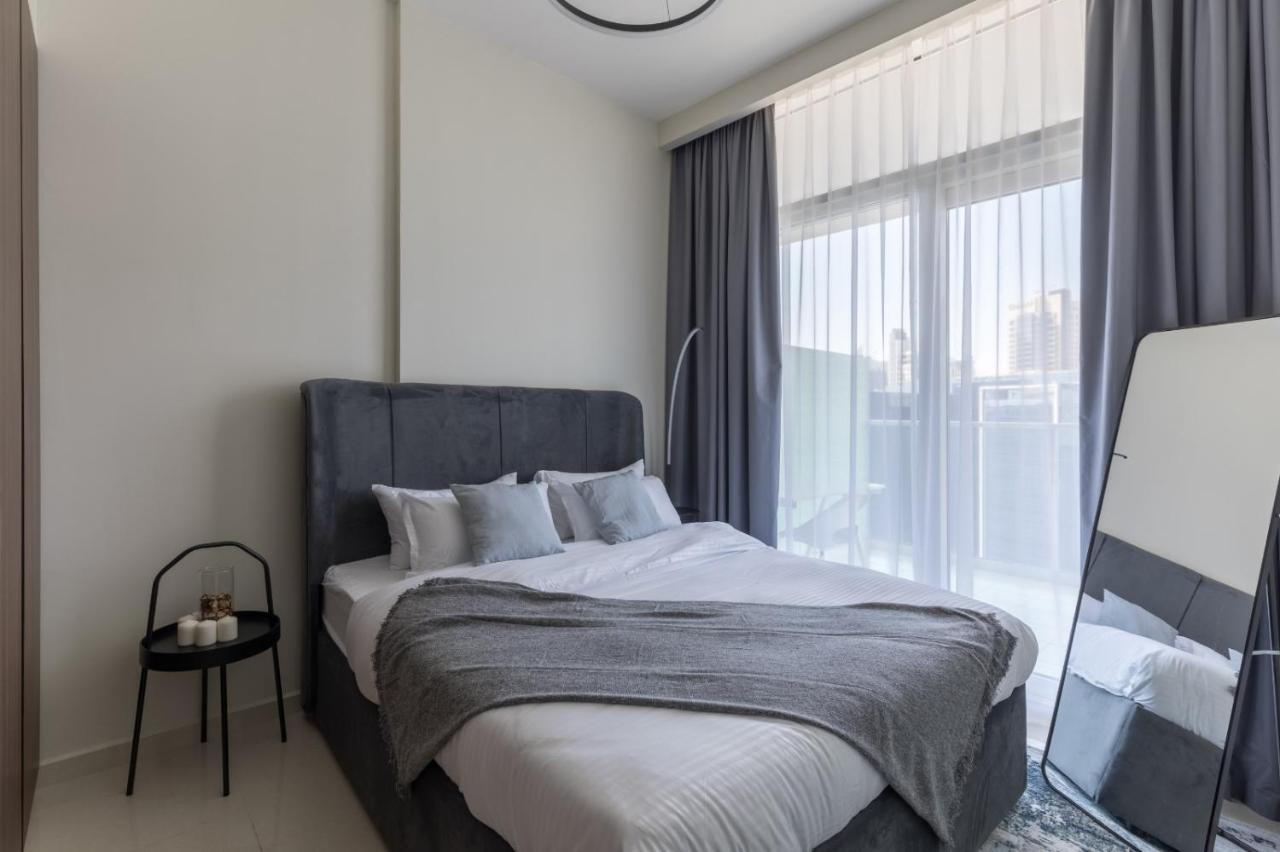 Luxe tent Luxury With Burj Khalifa View Dubai